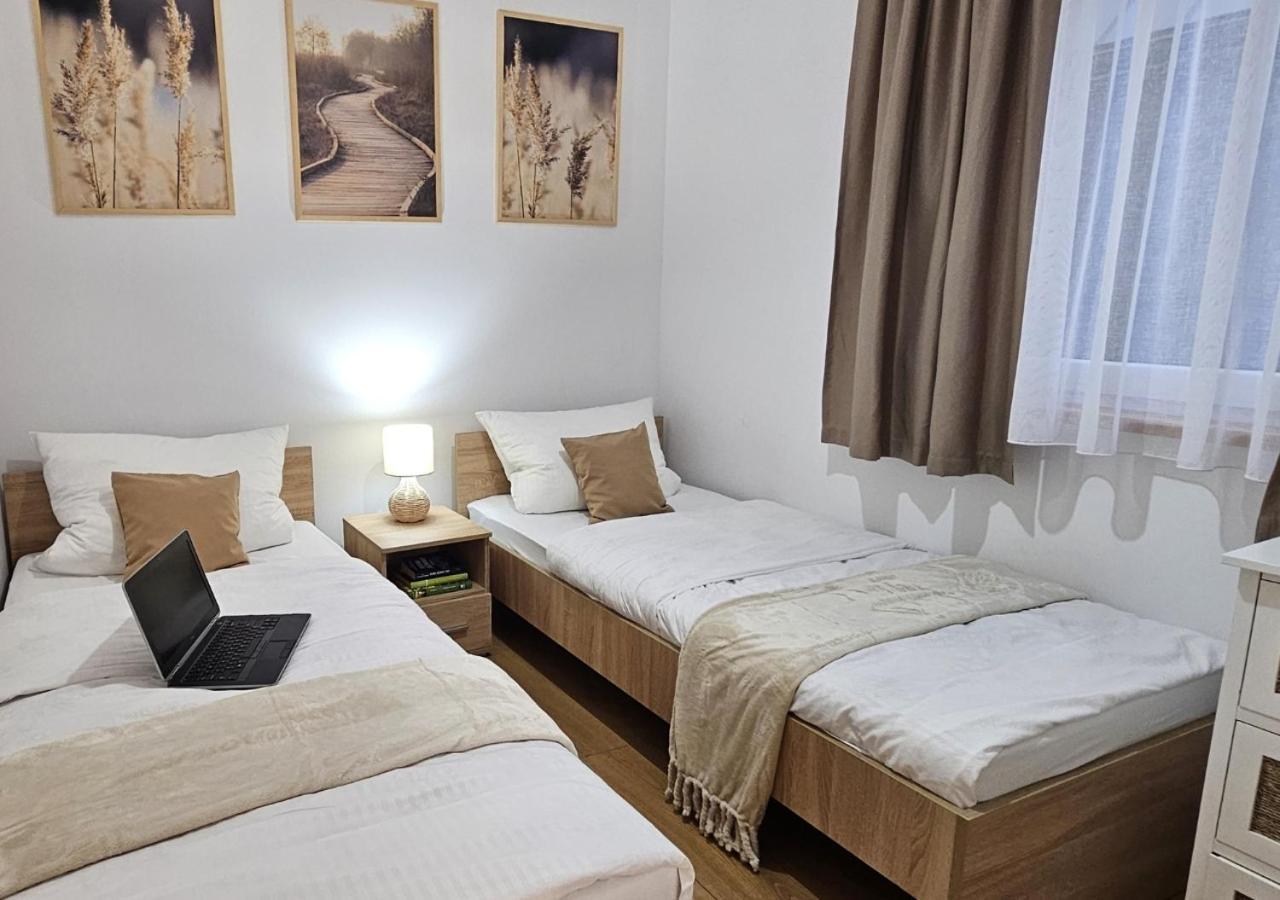 Pod Kamieniem Villa Trzebiel Exteriör bild